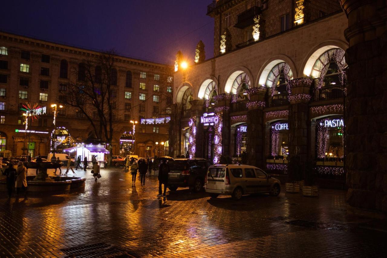 911 Apartments Khreshchatyk Kiev Exteriör bild